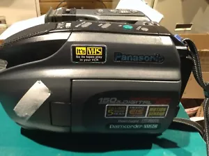 Panasonic 150X Digital Palmcorder VHSC Palmsight Camcorder PV-L581 Hi Def Zoom - Picture 1 of 3