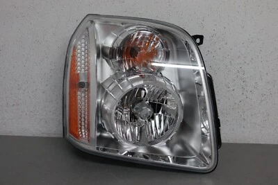 Faro lateral derecho GMC Yukon Denali 2007 2014 Foto 1 de 4