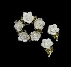 CORO White Glass Flower Wreath Brooch & Clip-On Earring Set - Picture 1 of 7