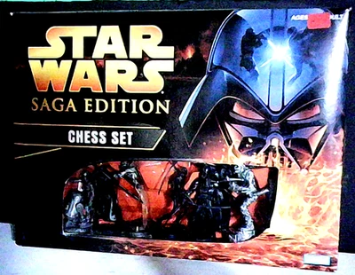 Juego de Ajedrez Edición Saga Star Wars 32 Piezas, Resina Alta Gama, NUEVO EN CAJA Foto 1 de 2