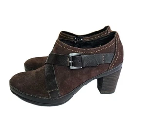 Clarks Artisan Leather Booties USSZ 5 Brown Heeled Ankle Boots Fall Staple Boots - Picture 1 of 11