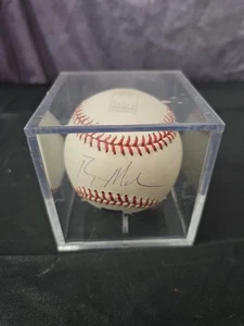 Ryan Madson Philadelphia Phillies handsigniert signed handsigniert MLB Baseball - Bild 1 von 6
