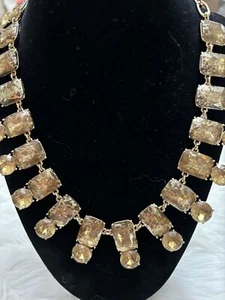 Necklace - Picture 1 of 5