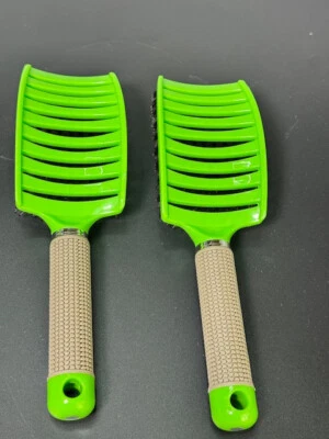 Paquete de 2 cepillos para peinar cerdas de jabalí curvas verdes ventiladas Foto 1 de 4
