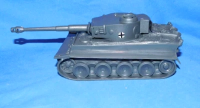 Tanque Tigre Alemán Clásico Juguete Soldados Segunda Guerra Mundial para Soldados de Juguete Sal Especial de Vacaciones Foto 1 de 4