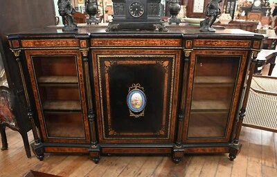 Aparador Victoriano Ebonizado Amboyna Server Credenza 1880 Foto 1 de 4