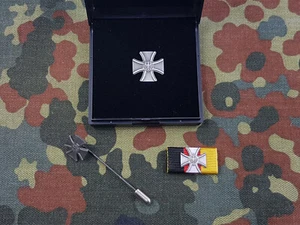 Set Bundeswehr Veteranenabzeichen im Etui Bandspange und Nadel SONDERPREIS - Picture 1 of 1