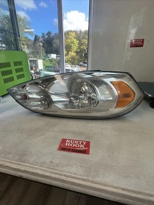 2014 chevy impala RH headlight 25958360 - Изображение 1 из 4
