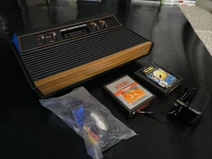 Reconditioned Atari 2600 4 Switch Console w/ Component RCA Mod & 2 Games - Picture 1 of 18