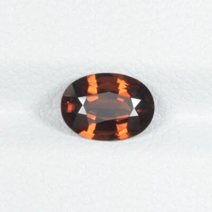 1.70Cts Amazing Luster Natural Brown Zircon Oval....!!!!!!! - Picture 1 of 2