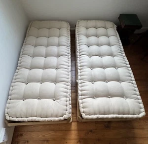 Loaf Solid Oak stacking Day Bed. Including mattresses. Immaculate condition. - Picture 1 of 15