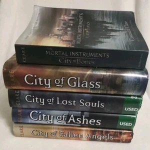 Cassandra Clare The Mortal Instruments Series Books 1 Through 5 - Picture 1 of 12