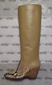 St. John F165001 $ 1295 kniehohe Leder- & Schlangen-Keilabsatzstiefel US 6,5 Karton/Staubbeutel - Bild 1 von 10