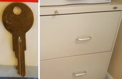 101E - 225E Hon / Office Depot 1 Key for file cabinet / Office Furniture Desk
