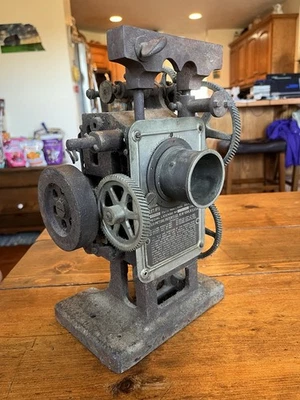 Antique Powers No 6 Cameragraph Hand Cranked Movie Projector 35mm Keaton Chaplin - Image 1 of 4