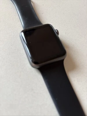 Apple Watch 1. Generation 7000 Series 42mm Schwarz Sport Band - Bild 1 von 4