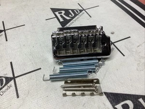 Bc Rich Accutune Tremolo 2 Point Bridge Chrome - Picture 1 of 3