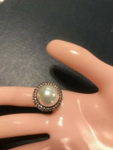 Anello in argento sterling .925 con zirconi e una perla misura 7,5 - Foto 1 di 9