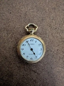 De Colección Sinex Hecho en Suiza Mini Pequeño 1.25" Reloj de Bolsillo Colgante Incabloc Tono Dorado - Imagen 1 de 7