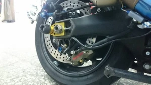 Tmax530 560 under swingarm rear Caliper Bracket Adapter hanger Brembo P2 84mm - Picture 1 of 2