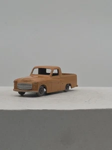 Vintage Matchbox Lesney 50 Commer Pick-up MKVIII Truck Diecast Toy Car England - Picture 1 of 8