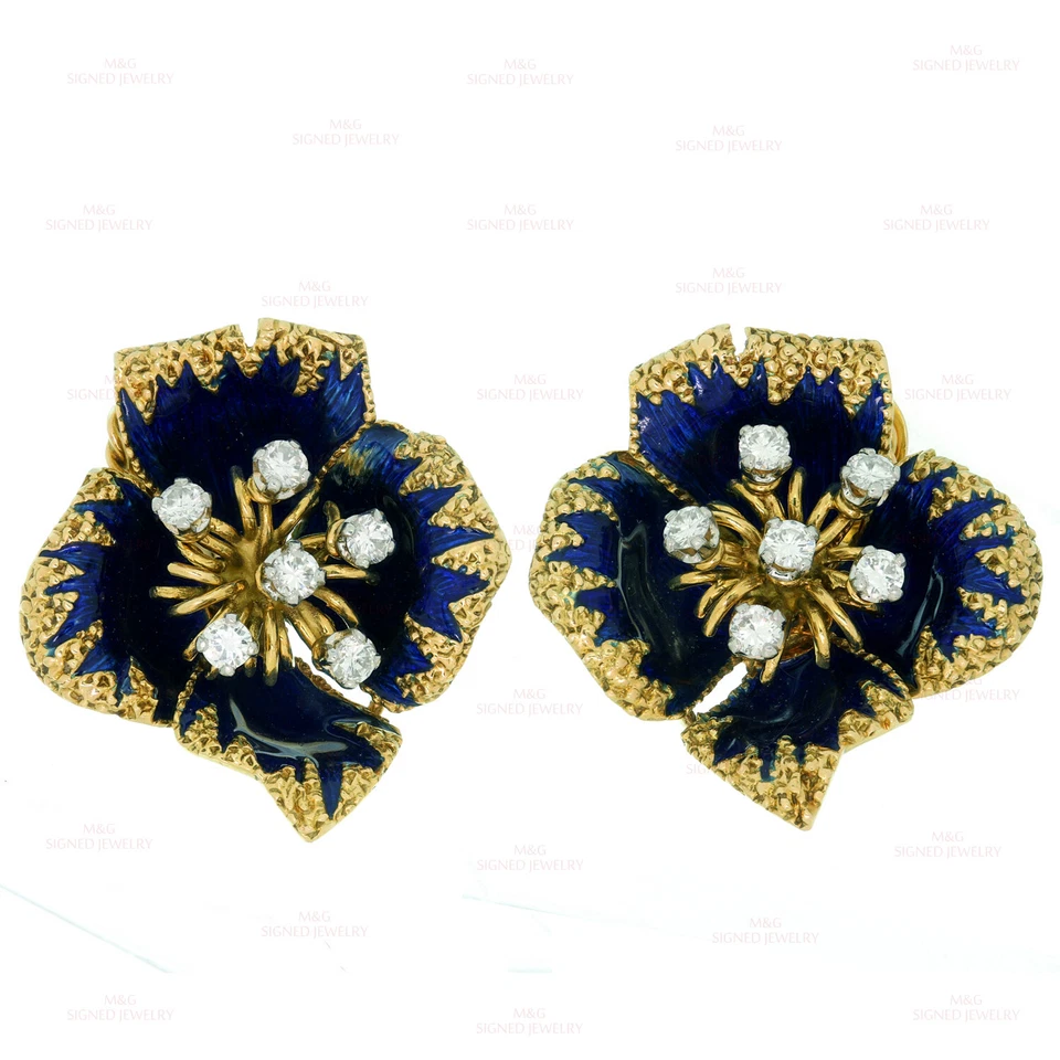 卡地亚钻石蓝色珐琅黄金花朵夹式耳环1950年代 — 第 1/4 张图片