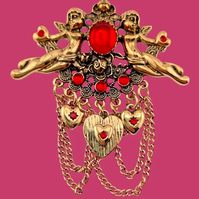 Broche chatelaine amor medieval Tono Dorado Rojo San Valentín Cupido Corazones Prendedor E6 Foto 1 de 4