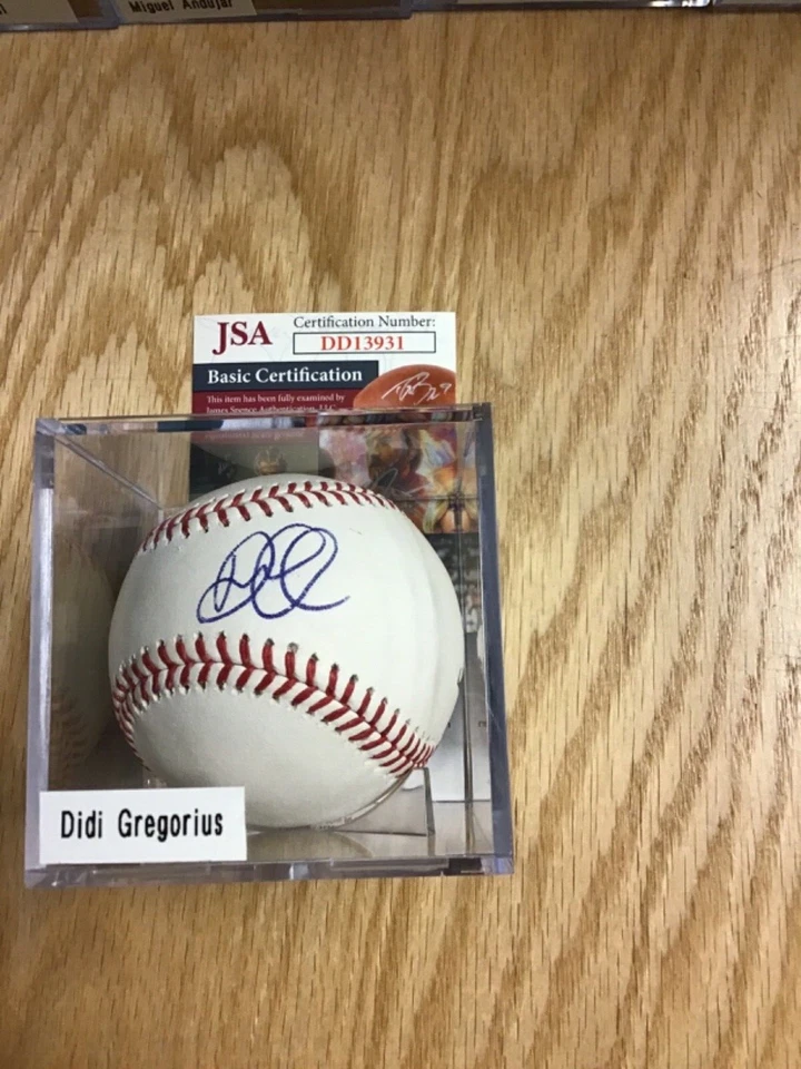 Béisbol autografiado por Didi Gregorius autenticado por la JSA Foto 1 de 1
