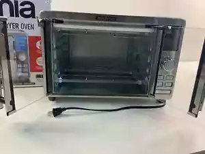 Gourmia French Door Digital Air Fryer Oven GTF7520 - Picture 1 of 4