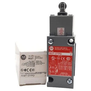 Allen Bradley 802T-DTPD Oiltight Limit Switch, 4-Circuit 2NO + 2NC, 10A 240VAC - Picture 1 of 7
