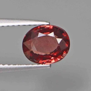 Glowing! 7.7x6.2mm Oval 1.36 Cts Natural Rhodolite Garnet Gemstone - Picture 1 of 5