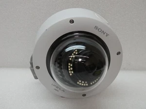 Sony SNC-VM772R 4K Caméra dôme réseau extérieure {Pour pièces/ne fonctionne pas/NON TESTÉE } - Photo 1/8