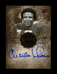 UD College Legends Inscriptions Charles White 2011 en tarjeta automática/99 troyanos USC - Imagen 1 de 3