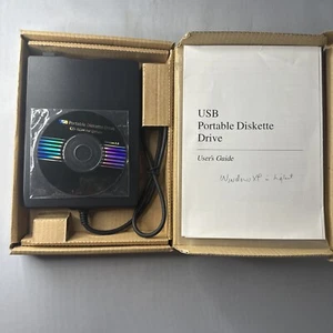 USB Floopy Drive Portable 3.5" USB External Floppy Disk Drive Slim Plug and Play - Afbeelding 1 van 5
