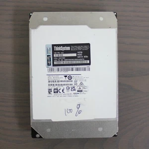Disco duro empresarial Toshiba MG08ACA16TE 16 TB 7200 RPM SATA 3,5" - Imagen 1 de 4