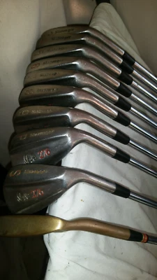 Slazenger Seve 276 Iron Set 3-SW, Seve Woods & Putter - RH - Image 1 of 4