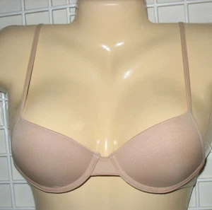 HANES - NEW - 32A - NUDE - UNDERWIRE - MOLDED PADDED CUPS - SMOOTH T-SHIRT BRA - Picture 1 of 3