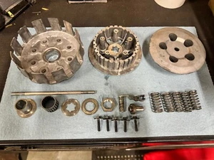 2003 RM125 Clutch OEM Basket Inner Hub Pressure  Plate Suzuki RM 125 02-07 - Picture 1 of 1