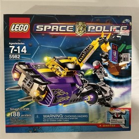 LEGO 5982 Space Police: Smash 'n' Grab Squidtron Mini Figures ATM Money Flames
