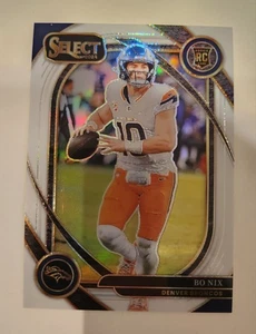 2024 Select NFL Bo Nix Club Level 221 White Prizm Rookie Card  /35 Broncos - Bild 1 von 2