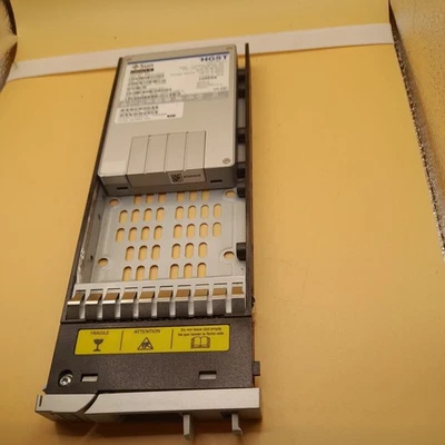 Sun Oracle 200GB SSD 2.5" Hard Drive W/ Tray 7050567 7049385 7044311   Warranty - Image 1 of 4