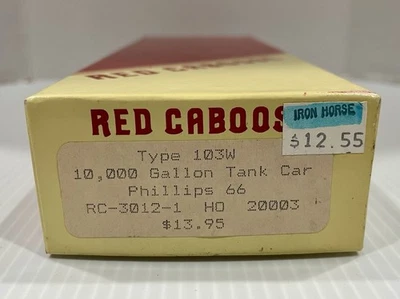 Red Caboose HO Kit RC-3012-1 Type 103W 10,000 Gal Tank Car Phillips 66 #20003 - Image 1 of 4