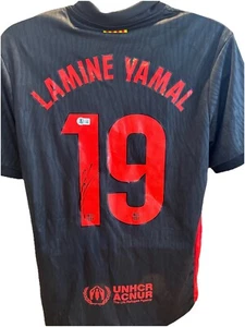 LAMINE YAMAL SIGNED BARCELONA JERSEY BAS BECKETT - Picture 1 of 4
