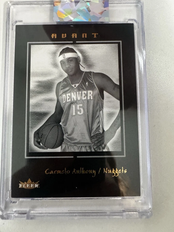 2003-04 Fleer Avant - Carmelo Anthony #67 Black & White /199 (RC) - Image 1 of 3