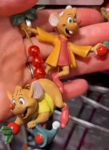 Disney Parks Cenicienta Jaq y Gus Gus Adorno de Navidad Nuevo con Etiquetas Vacaciones - Imagen 1 de 3