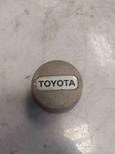 1994 - 1998 Toyota Celica Wheel Center Cap OEM - Picture 1 of 2