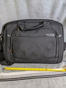 "Neu Samsonite Pro 4 DLX schmale Aktentasche für 15,6"" Laptop schwarz 16,25"" x 12"" x 2,75" - Bild 1 von 3