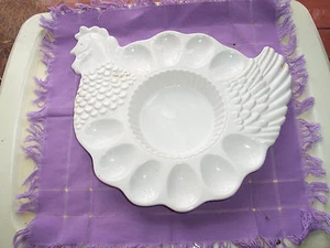 VINTAGE CERAMIC CHICKEN DEVILED EGG PLATTER/DIP PLATE/BY TELEFLORA - Picture 1 of 2