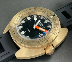 Maranez Samui Vintage Brass Black Orange Hand - New Shipped from USA - Picture 1 of 5