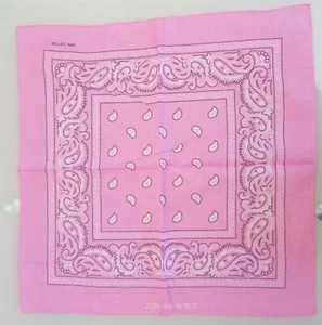 FOULARD BANDANA 100% COTONE 50x50 cm teschi rosa 1 - Foto 1 di 1